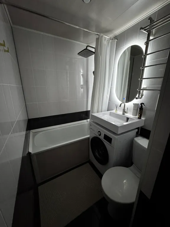 Однокомнатная квартира в центре города — аренда посуточно в Харцызск