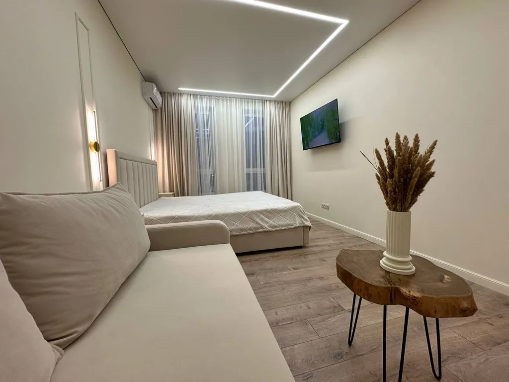 Дизайнерская квартира с красивым видом в новом доме бизнес-класса