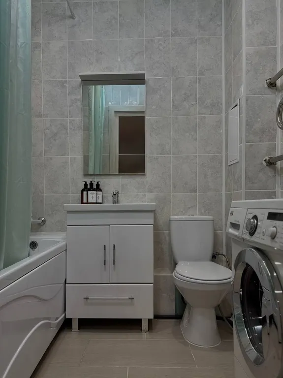 Просторная однушка в новом доме с большой парковкой