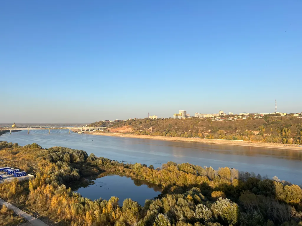 Просторная квартира с видом на Оку