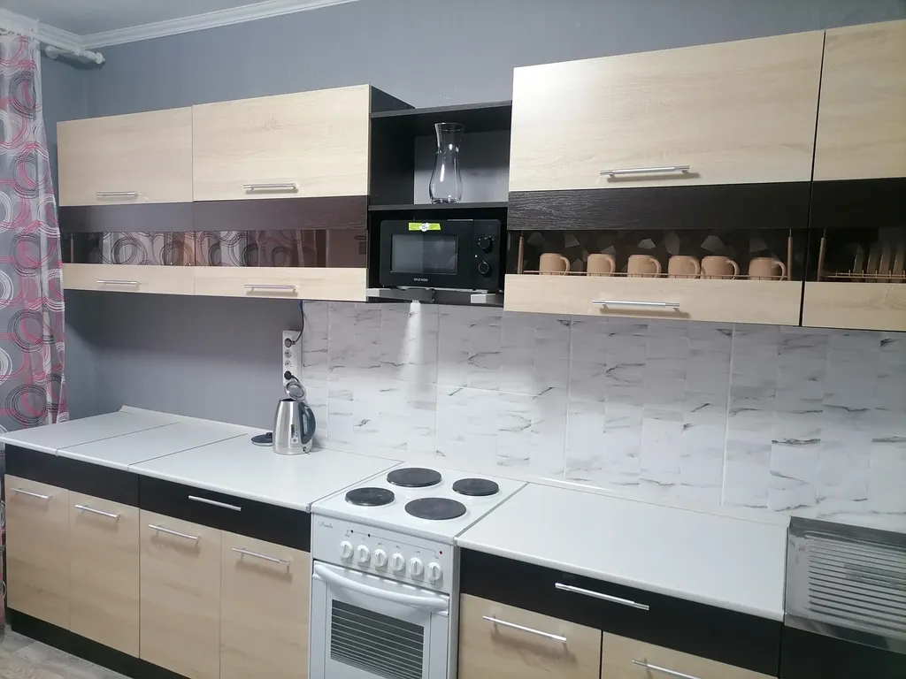 Чистая двухкомнатная квартира на Каштаке