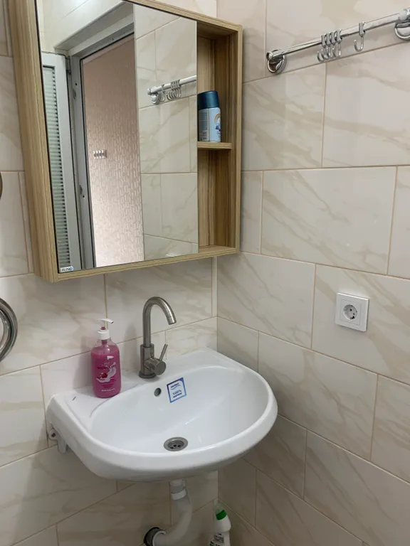 Уютная квартира в новостройке в центре города