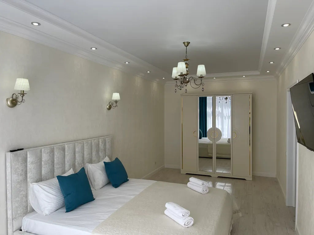 Апартаменты в новом доме в центре города, люкс