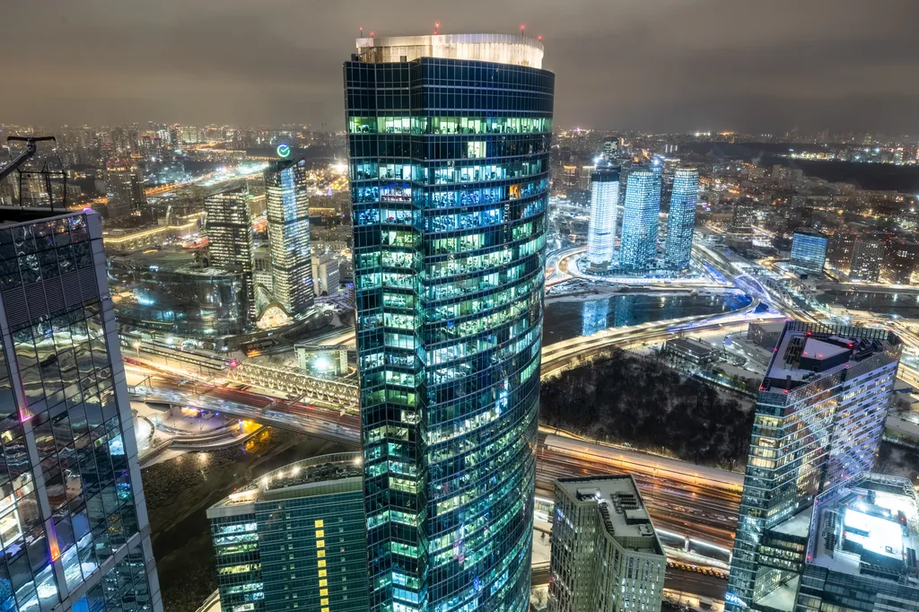 Deluxe jacuzzi 64 floor