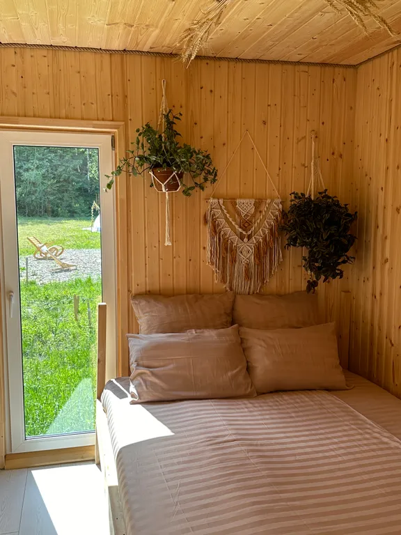 Семейный домик в лесу