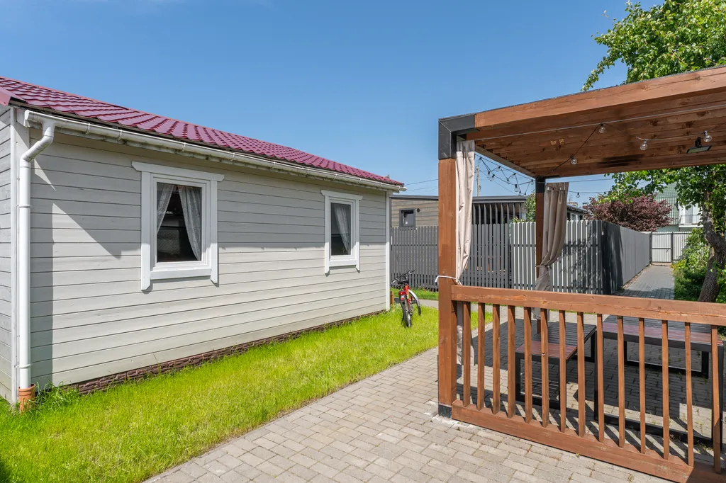 Домик у моря