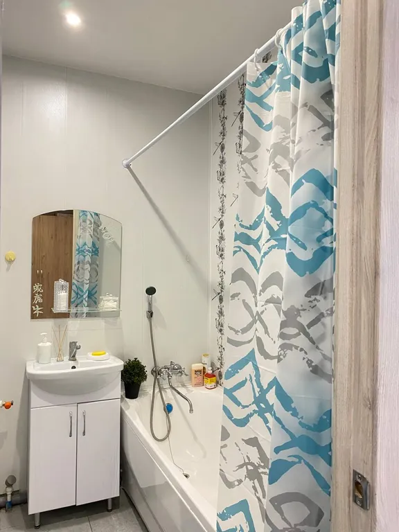 Уютная квартира в новом доме рядом с детским парком атракционов