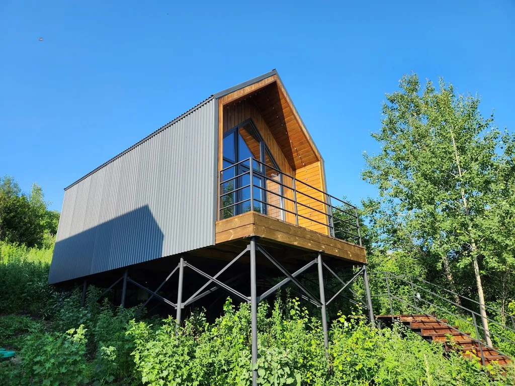 Стильный коттедж с видом на горы