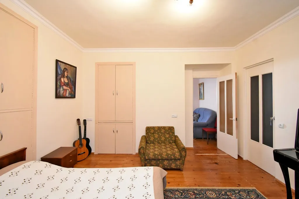 Апартаменты с панорамным видом центра Еревана и горы Арарат