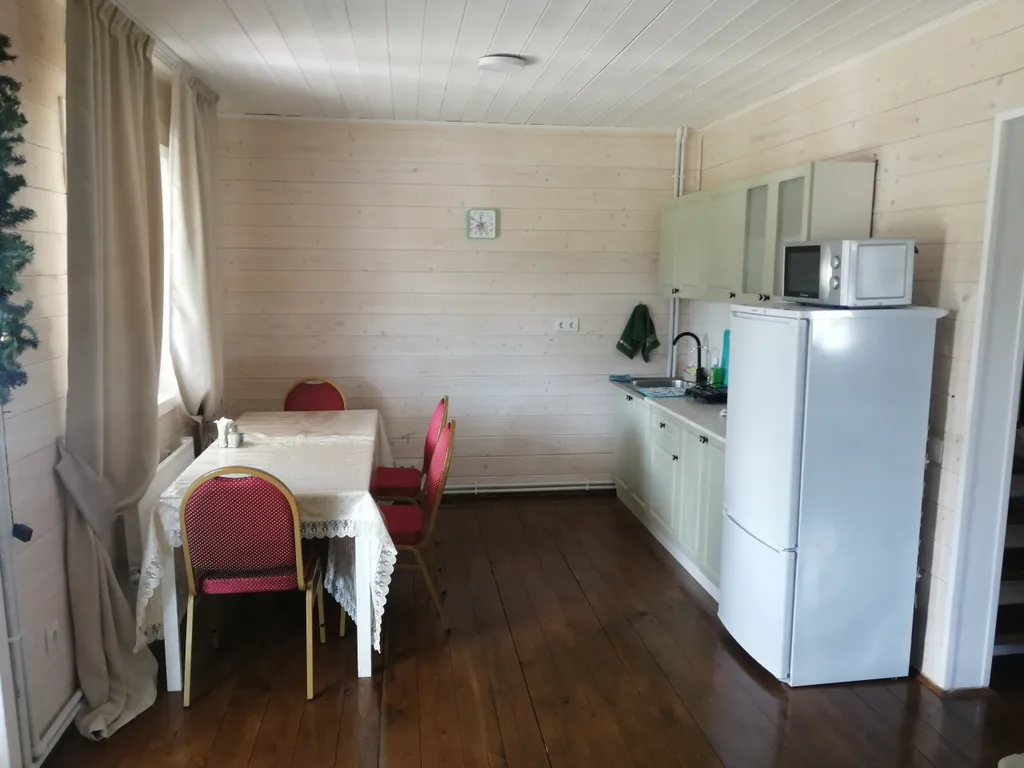 Коттедж Уютный дом с верандой и баней — Марьино