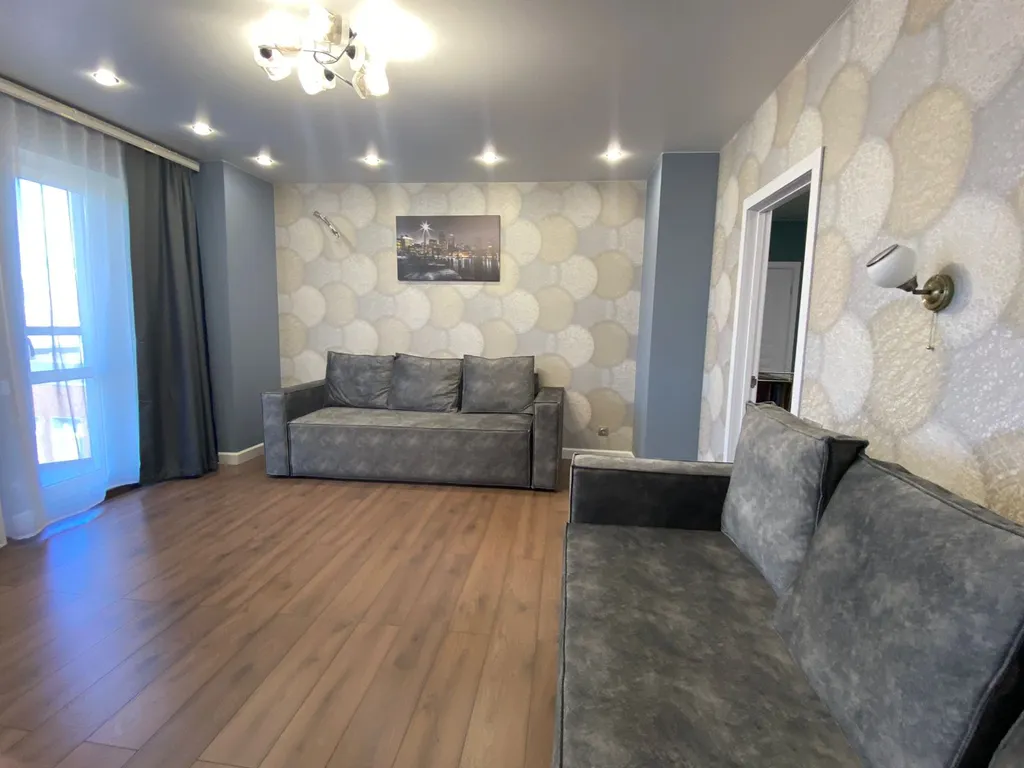 Трёхкомнатная квартира в центре