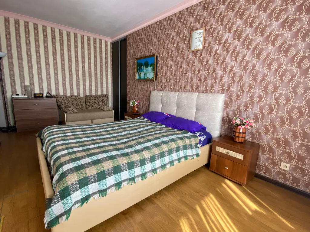 Комфортная 1-комнатная квартира — аренда посуточно в Нижний Тагил