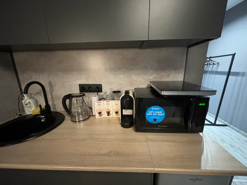 Студия с дизайнерским ремонтом