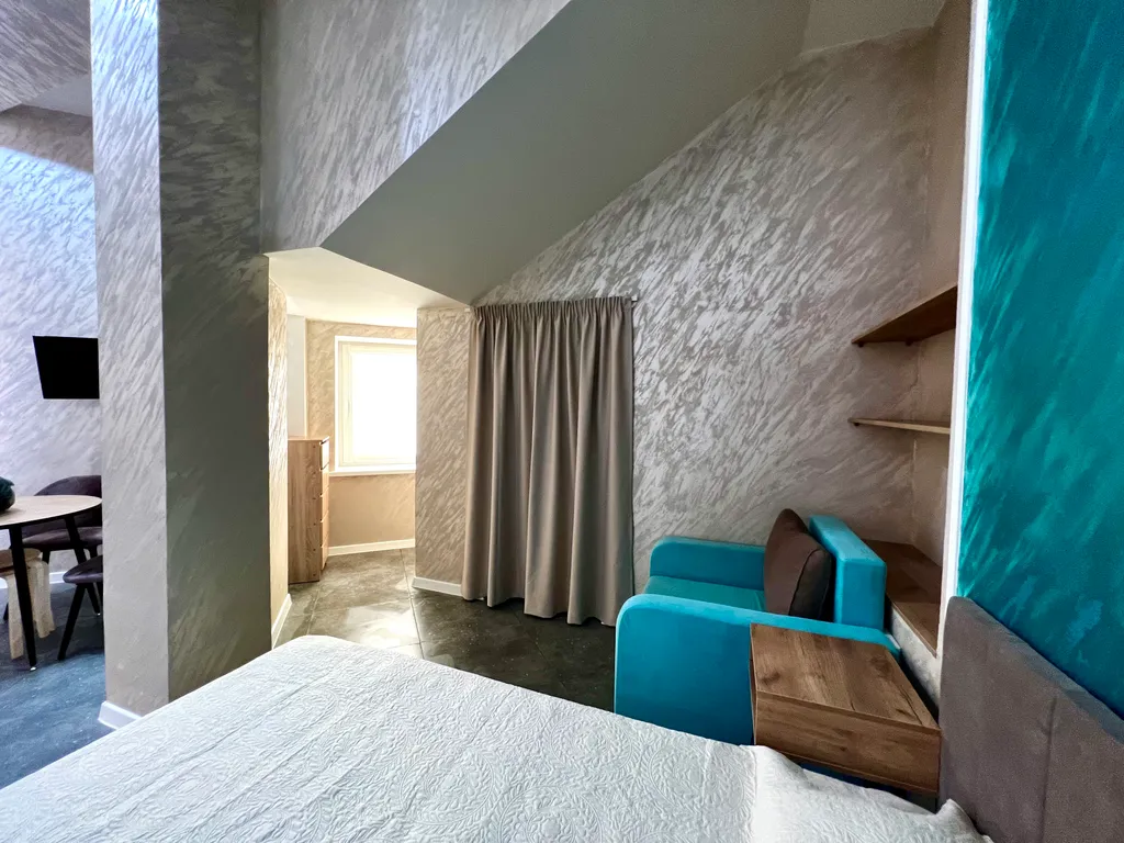 Студия лофт на 1 этаже