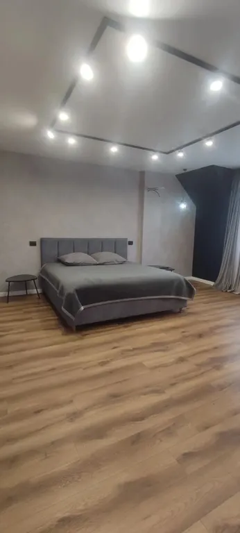 Отличная квартира с новым дизайнерским ремонтом и отличным видом