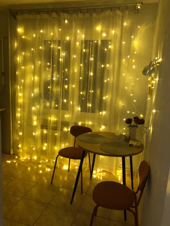 Просторная квартира на исторической улице — аренда посуточно в Калининград