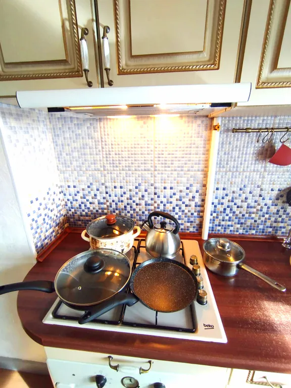 Замечательная квартира в районе 7 горбольницы с видом на горы