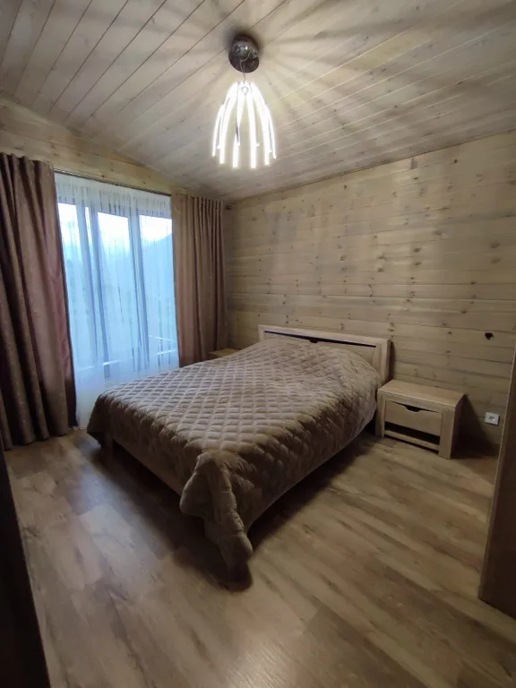 Уютный новый дом с прекрасным видом на горы