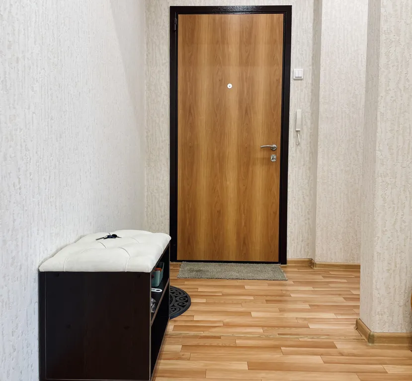 Квартира 2-комнатная квартира с удобным расположением рядом с центром — Красноярск