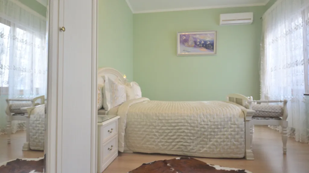 Апартаменты люкс на набережной Ялты