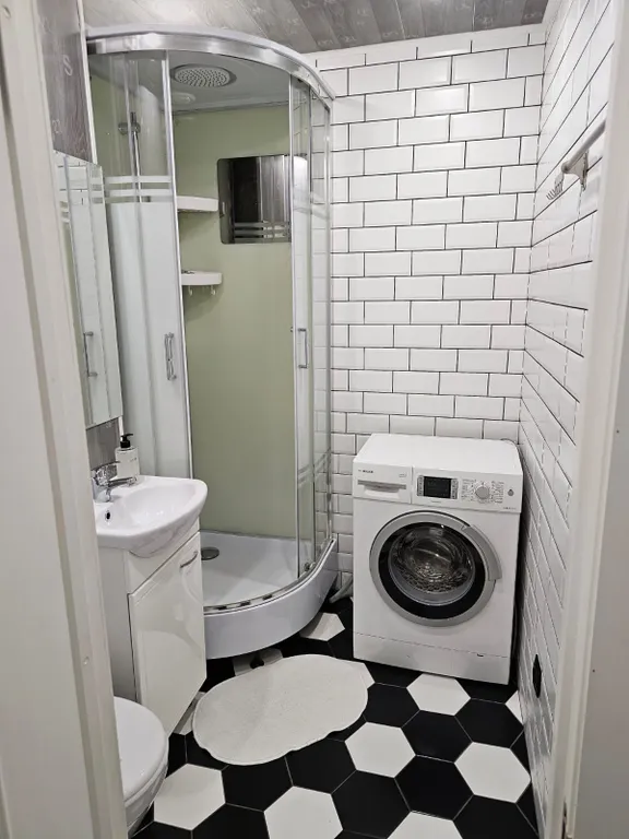 Квартира Квартира Чистая и уютная студия с дизайнерским ремонтом — Ярославль