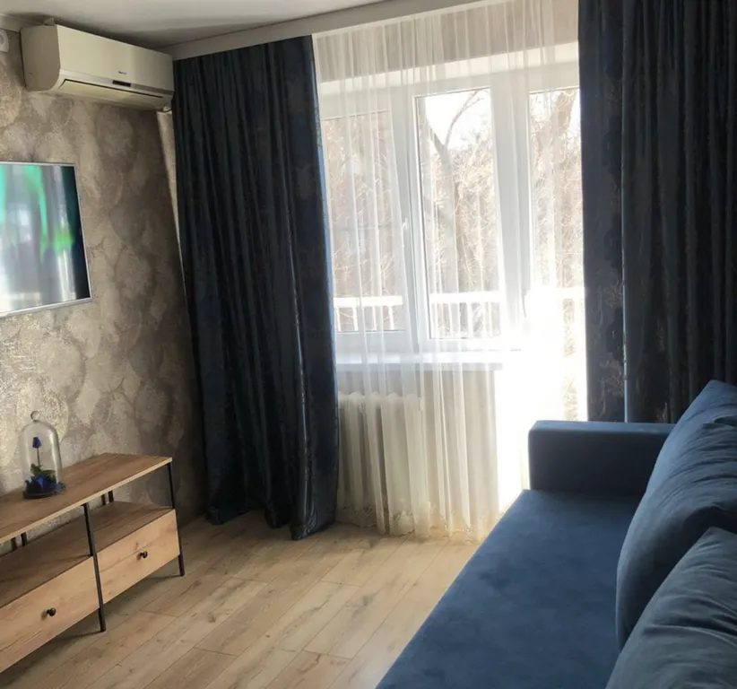 Уютная 2 комнатная квартира у вокзала и Александровской больницы