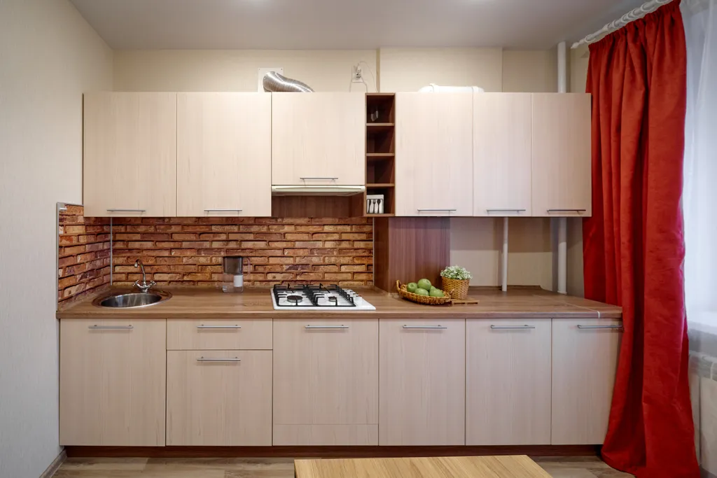 Квартира напротив набережной