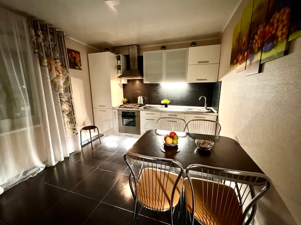 Уютная квартира рядом с набережной р. Волги