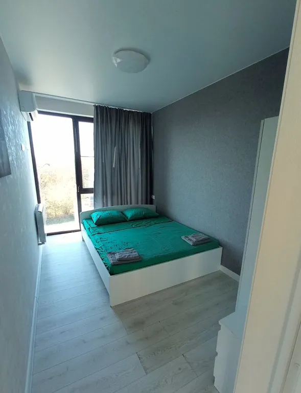 Коттедж Вилла Банана, дом с подогреваемым бассейном и баней в черте города — Елизаветинская