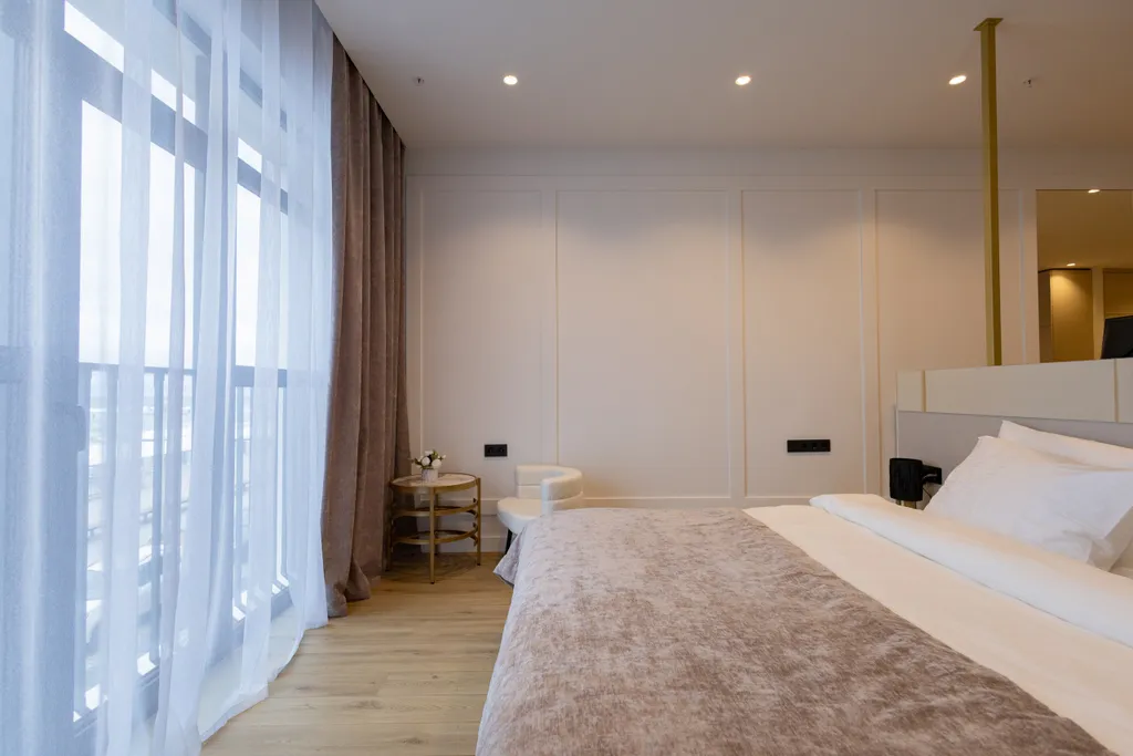 Мерцающая тишина с панорамным видом на море