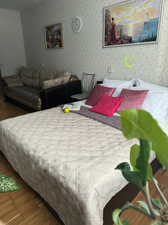 Семейная, тихая, тёплая квартира рядом с ЖД вокзалом