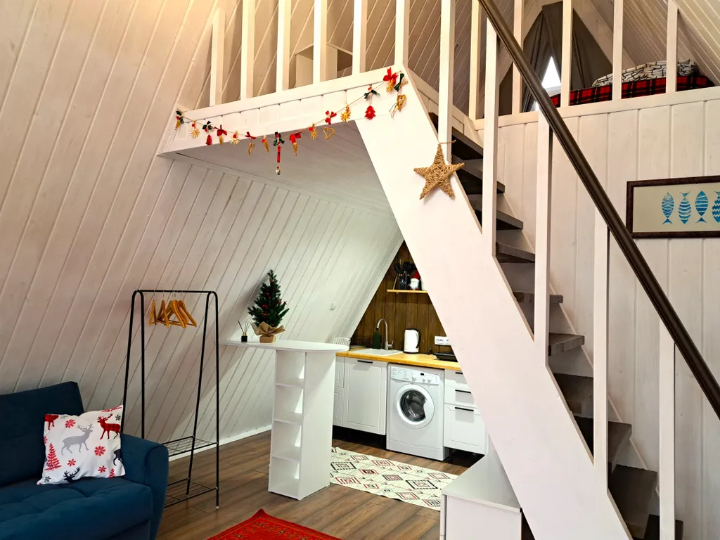 Домик у реки