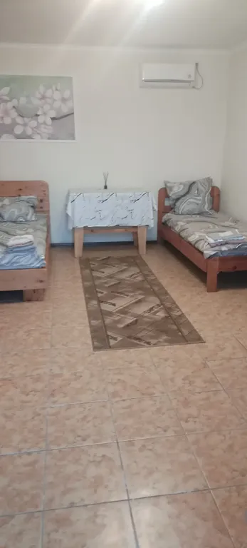 Квартира Квартира Гостевой дом Райский уголок — Голубицкая