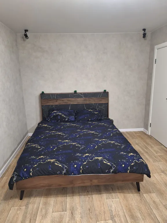 Уютная квартира в хорошем районе — аренда посуточно в Курск