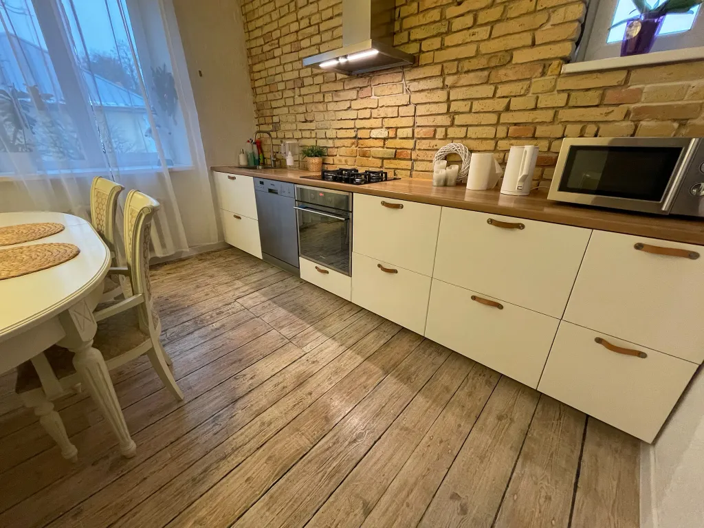 2-комнатная квартира в тихом центре