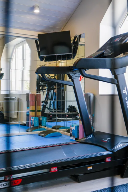 Коттедж Коттедж с сауной и тренажерным залом на территории — Москва