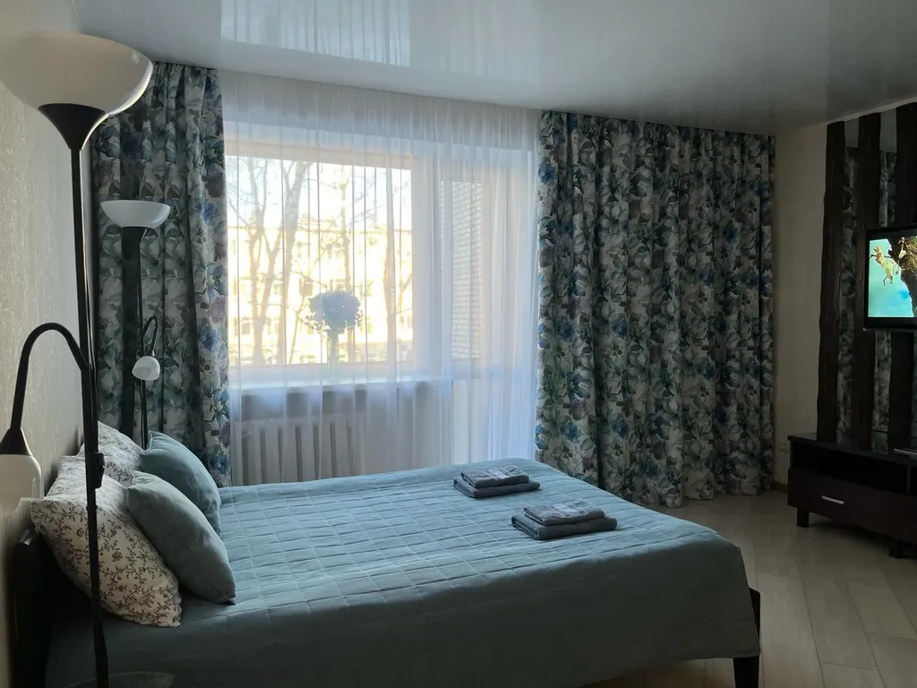 Для доброго гостя и ворота настежь