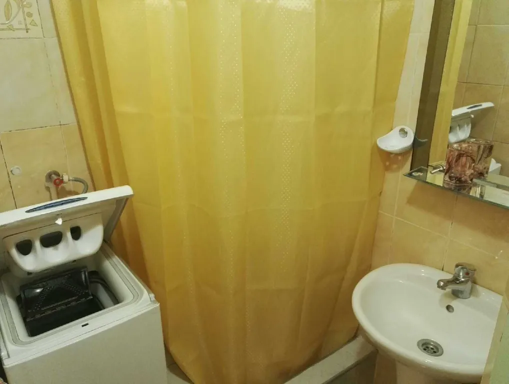 2-комнатная квартира возле парка Айвазовский