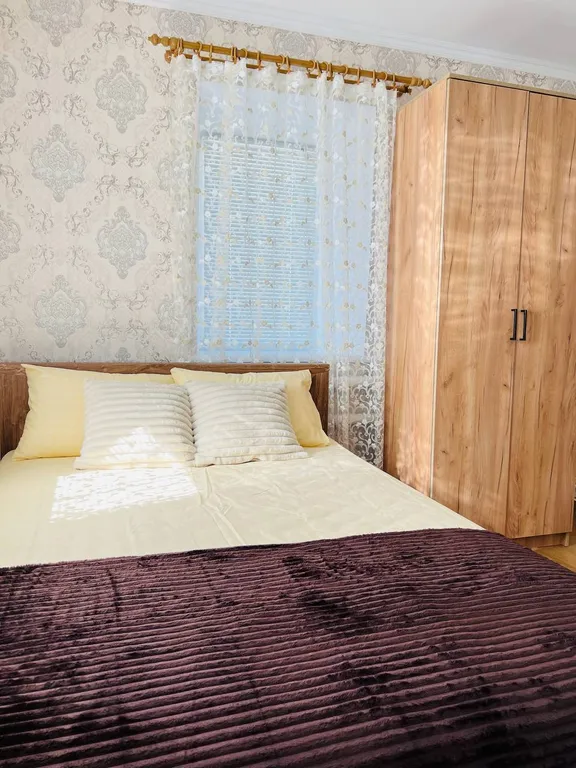 Квартира Апартаменты люкс — аренда посуточно в Бердянск