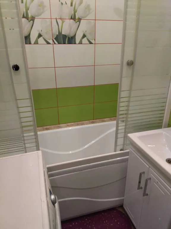 2-х комнатная квартира с хорошим ремонтом у трк окей