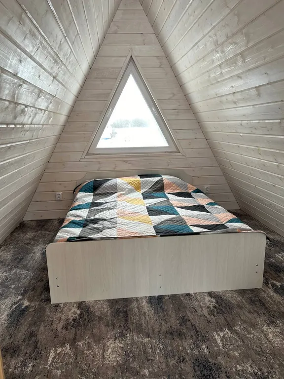 Дом с террасой и баней на дровах