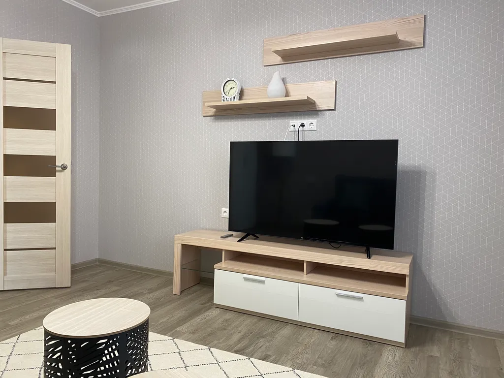 Квартира Дизайнерская 2-комнатная квартира на Взлетке — Красноярск