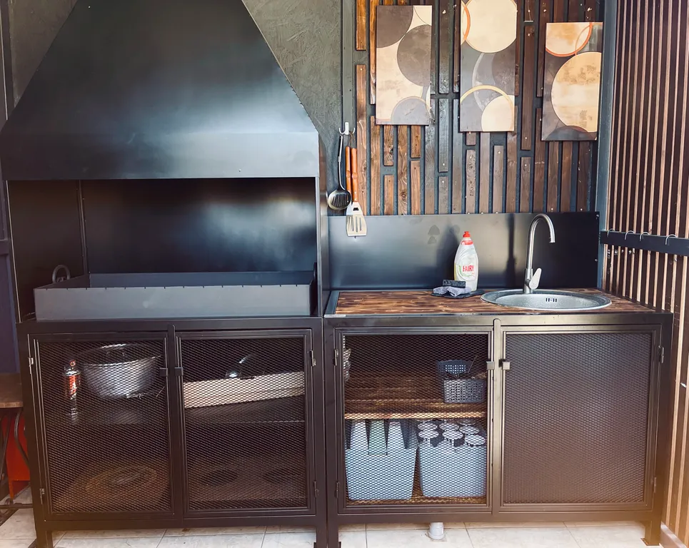 Дом с теплым бассейном и банным чаном Краснодар