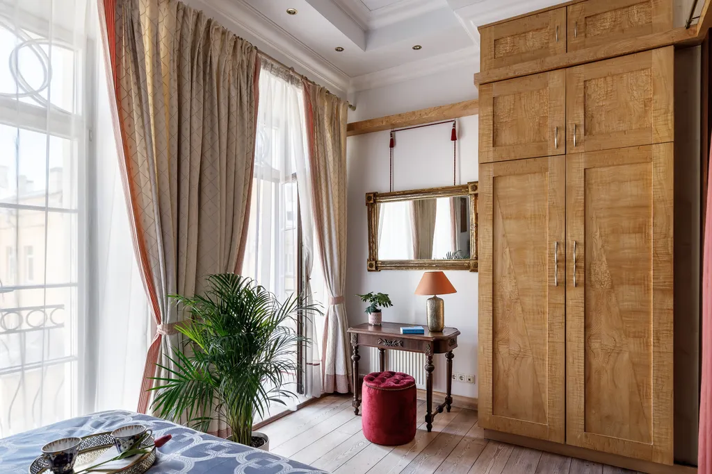 Мансарда, 2 этажа, 4 балкона