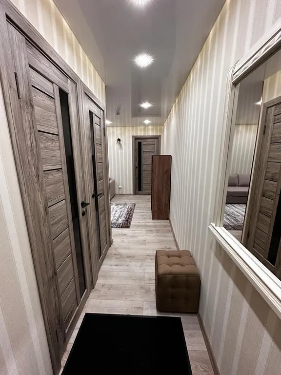 Квартира в центре города, Полярные зори