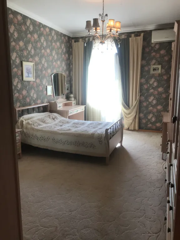 Дом рядом с парком Краснодар с банькой и бассейном