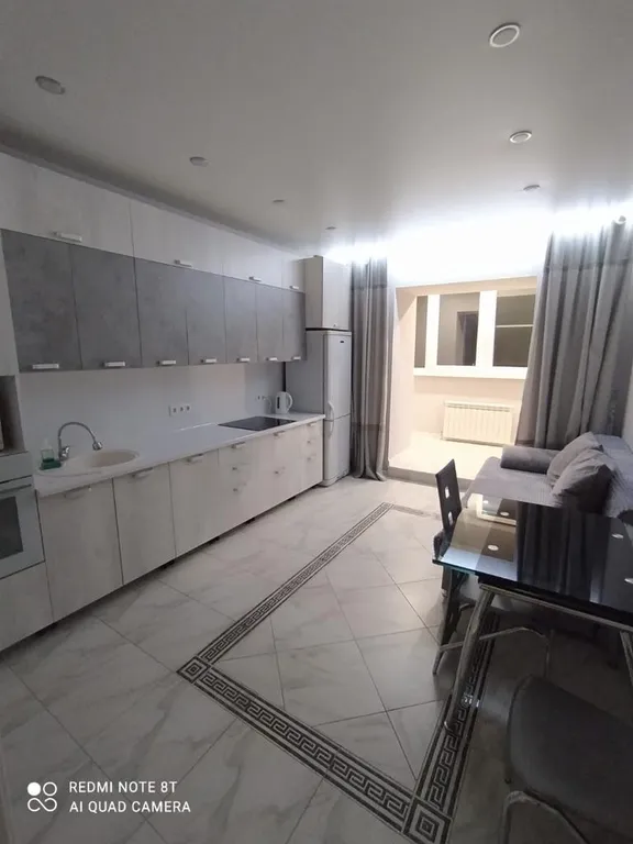 Свежая и красивая евродвушка в центре