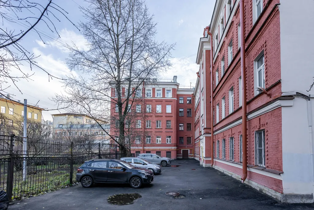 Дизайнерская студия в центре Петербурга
