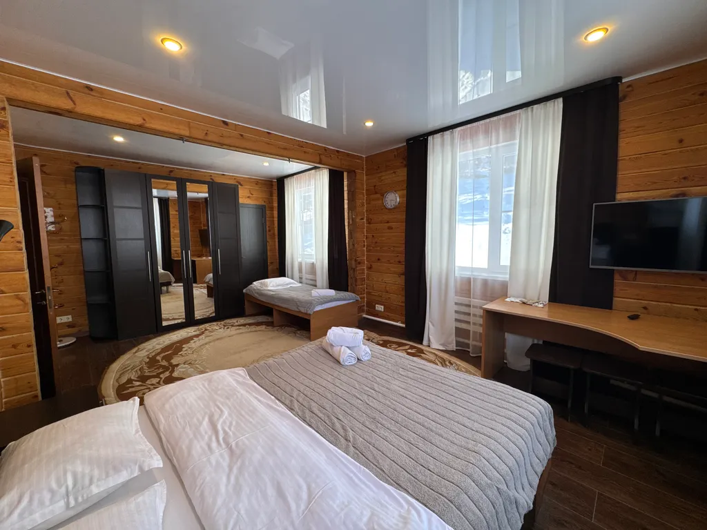 Уютный коттедж для большой компании в кедровом лесу на Телецком озере