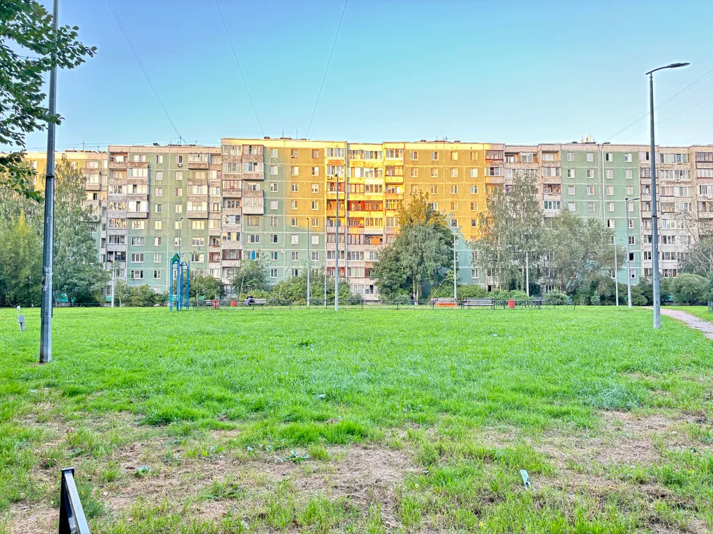 Квартира рядом с клиникой микрохирургии глаза Федорова у метро Дунайская